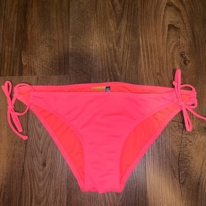 LA hearts bikini bottom